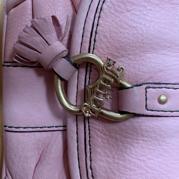 Juicy Couture leather wristlet - Picture 2 of 7